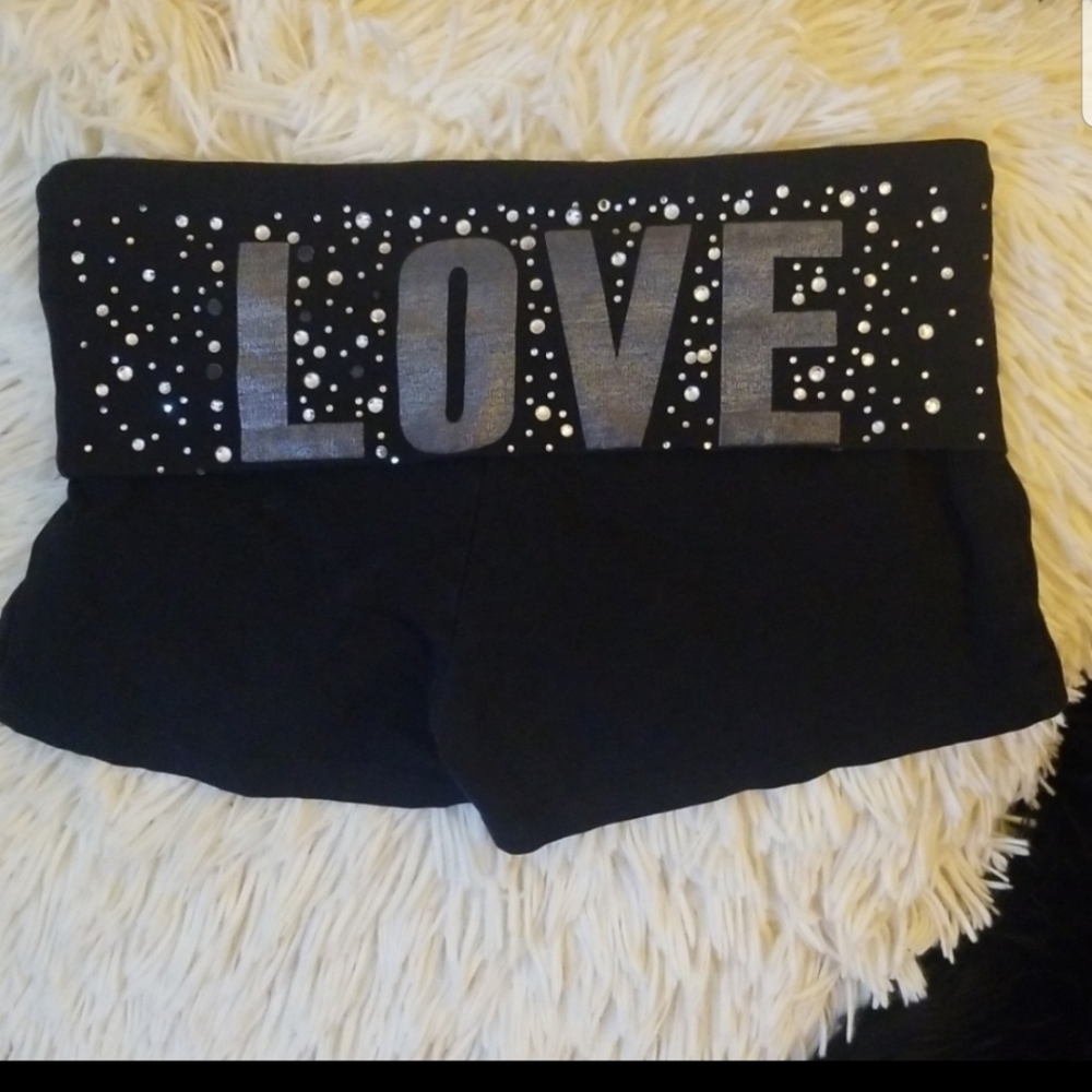 🔴5/$15🔴 cute LOVE print fold top shorts